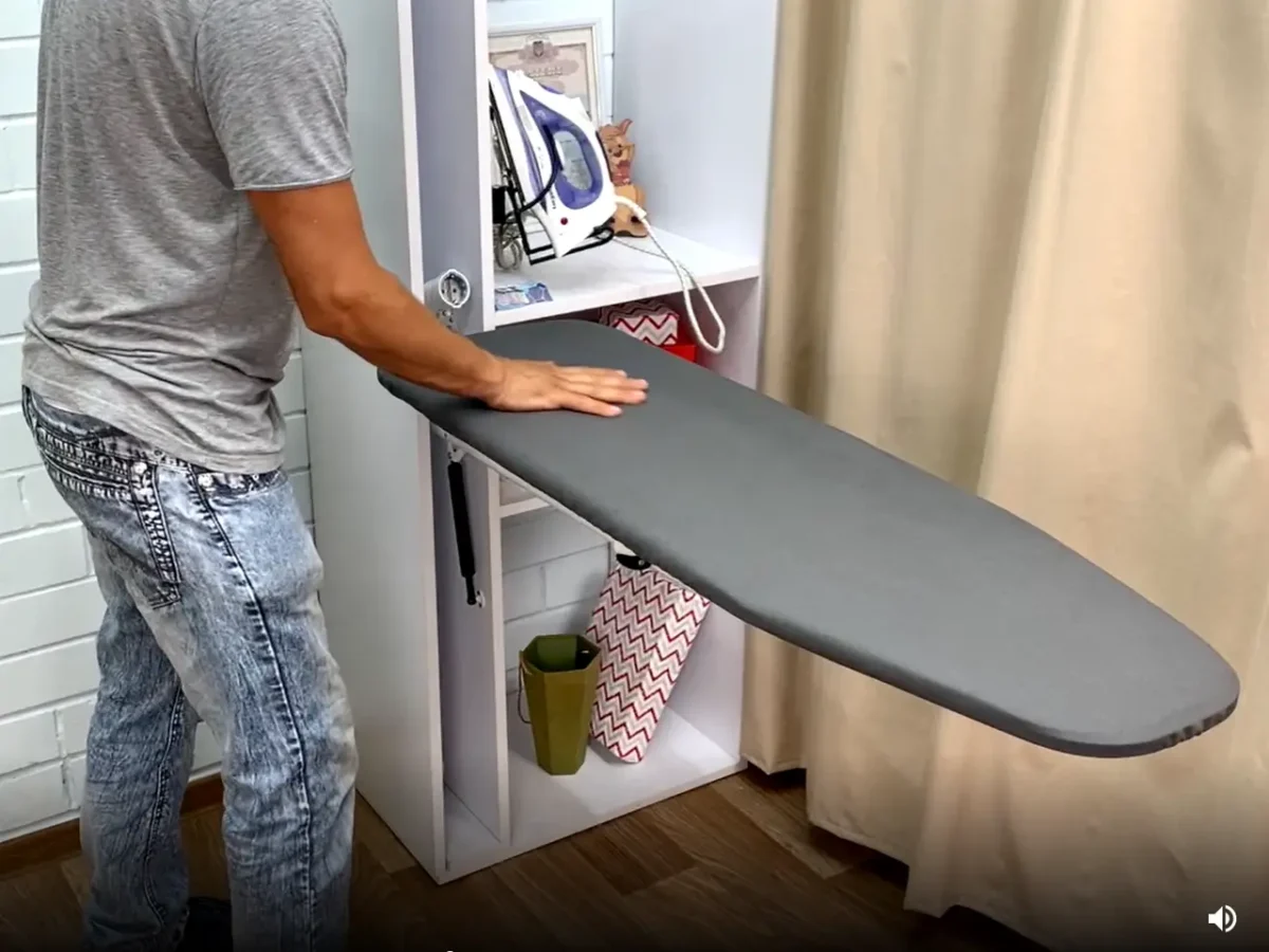 Чим відрізняється вбудована прасувальна дошка від класичної?